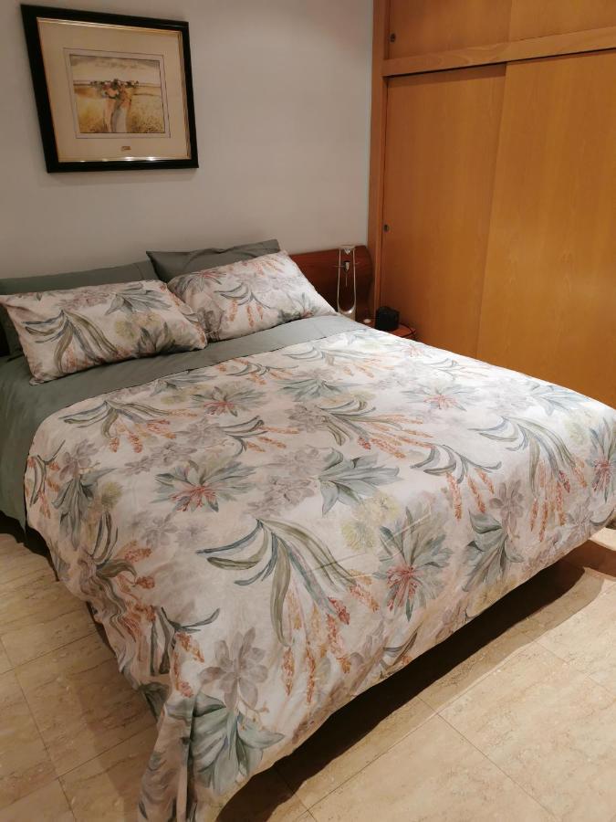 Hostal Residencia Celma Sant Carles De La Rapita Ngoại thất bức ảnh