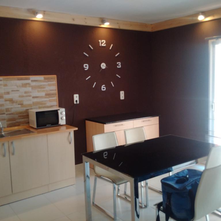 Hostal Residencia Celma Sant Carles De La Rapita Ngoại thất bức ảnh