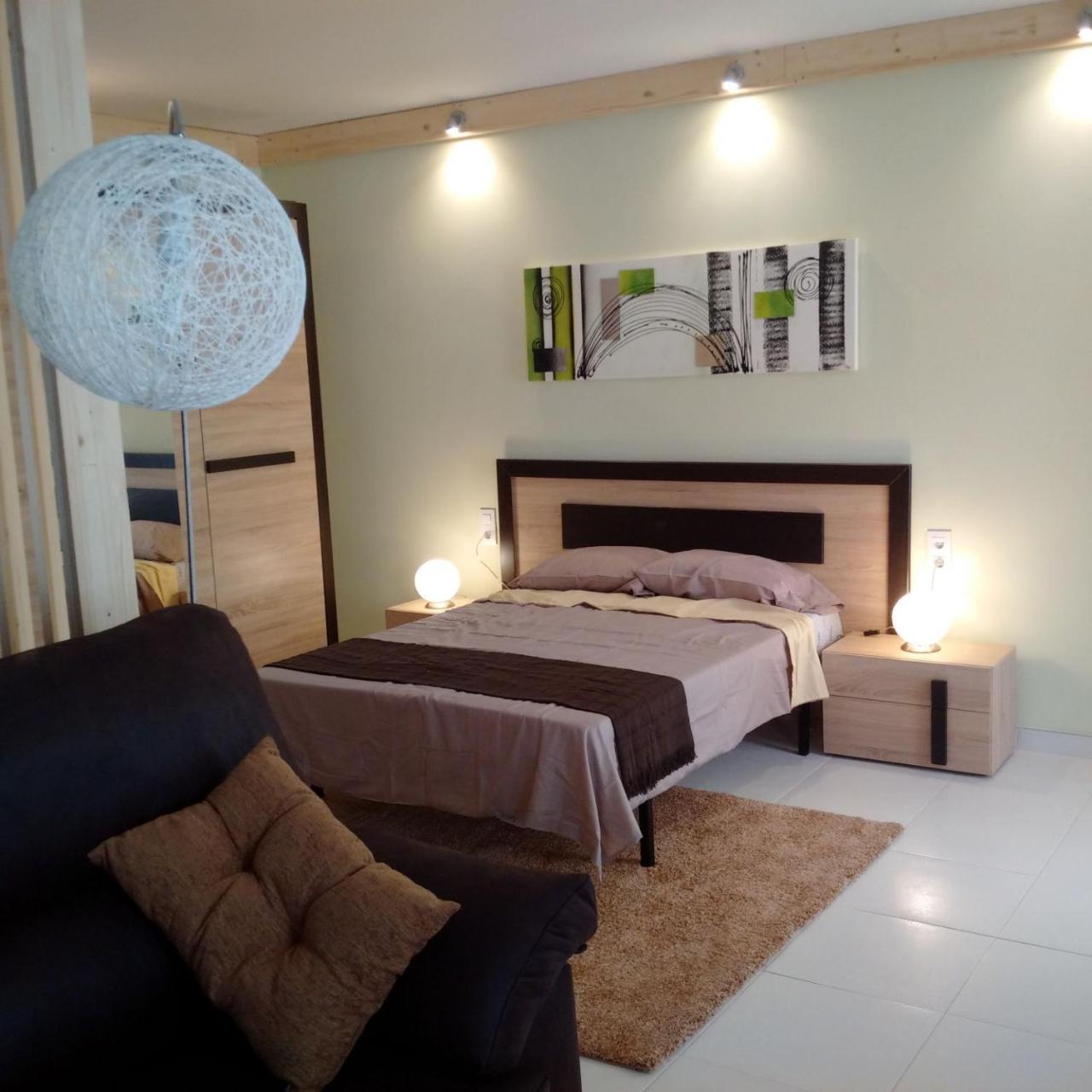 Hostal Residencia Celma Sant Carles De La Rapita Ngoại thất bức ảnh