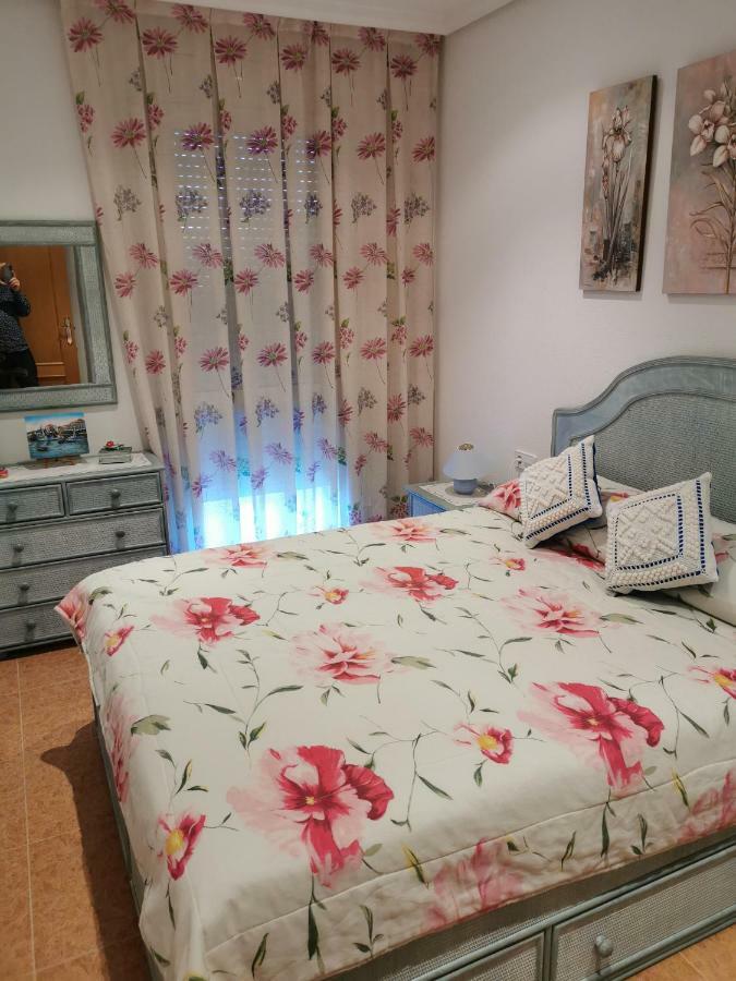 Hostal Residencia Celma Sant Carles De La Rapita Ngoại thất bức ảnh